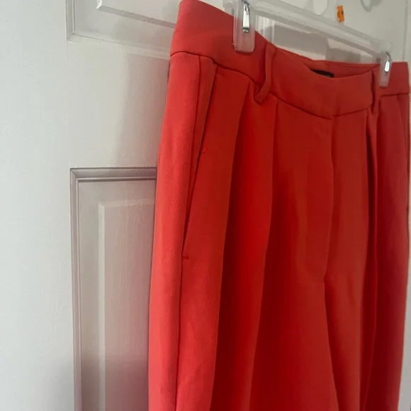 Banana Republic pleated pants coral dream - Picture 3 of 9